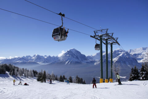 Lake Louise Ski Resort Photo Chris Moseley 21